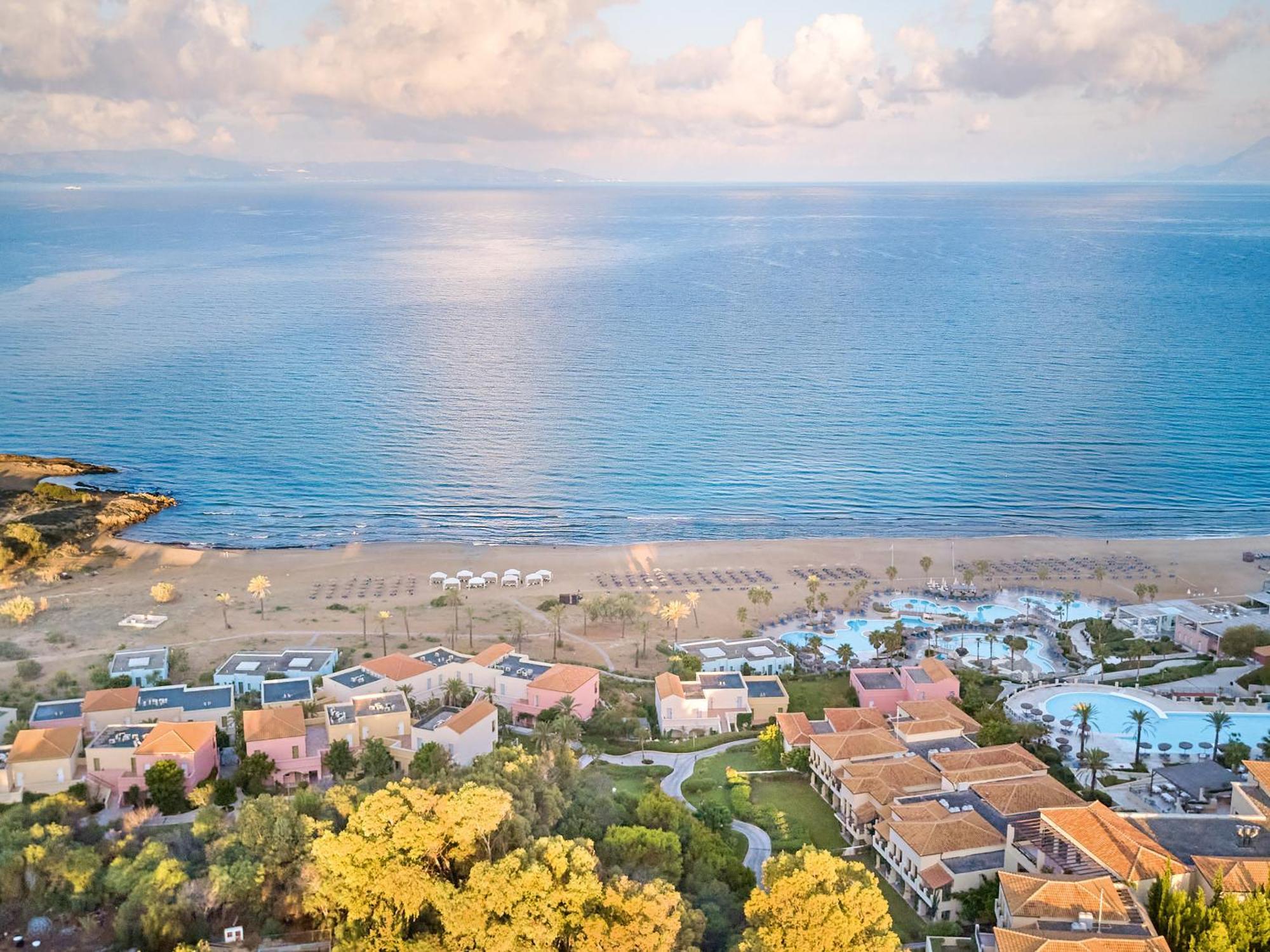 Grecotel Luxme Palms At Riviera Olympia & Aqua Park Лутра-Киллинис Экстерьер фото